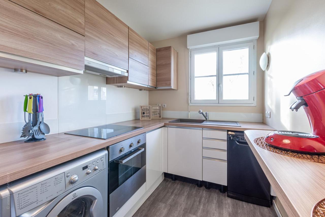 Appartamento Luxe Flat For 7 - Fairytale Factory Bussy-Saint-Georges Esterno foto