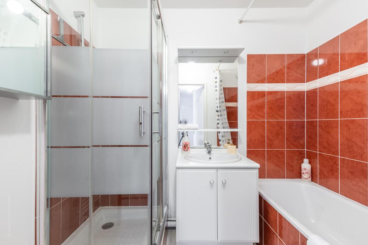 Appartamento Luxe Flat For 7 - Fairytale Factory Bussy-Saint-Georges Esterno foto