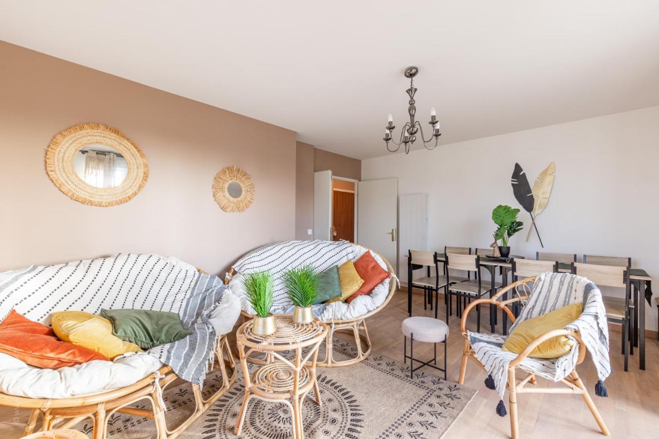 Appartamento Luxe Flat For 7 - Fairytale Factory Bussy-Saint-Georges Esterno foto