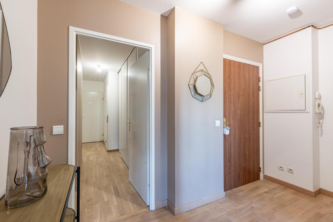 Appartamento Luxe Flat For 7 - Fairytale Factory Bussy-Saint-Georges Esterno foto
